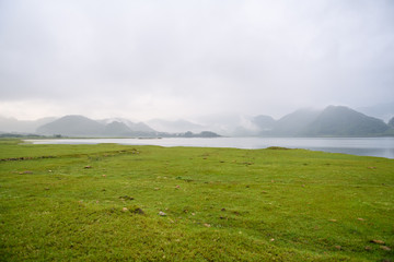 幼儿园小班教案《认识水果》