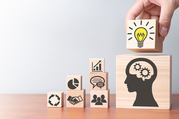 光遇普通陪和指定陪是什么